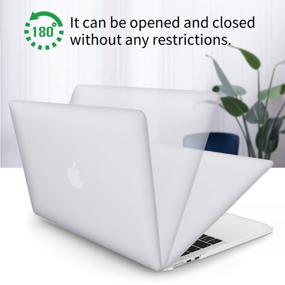 MacBook Air 13.6 Transparent Case - Picture 6 of 9